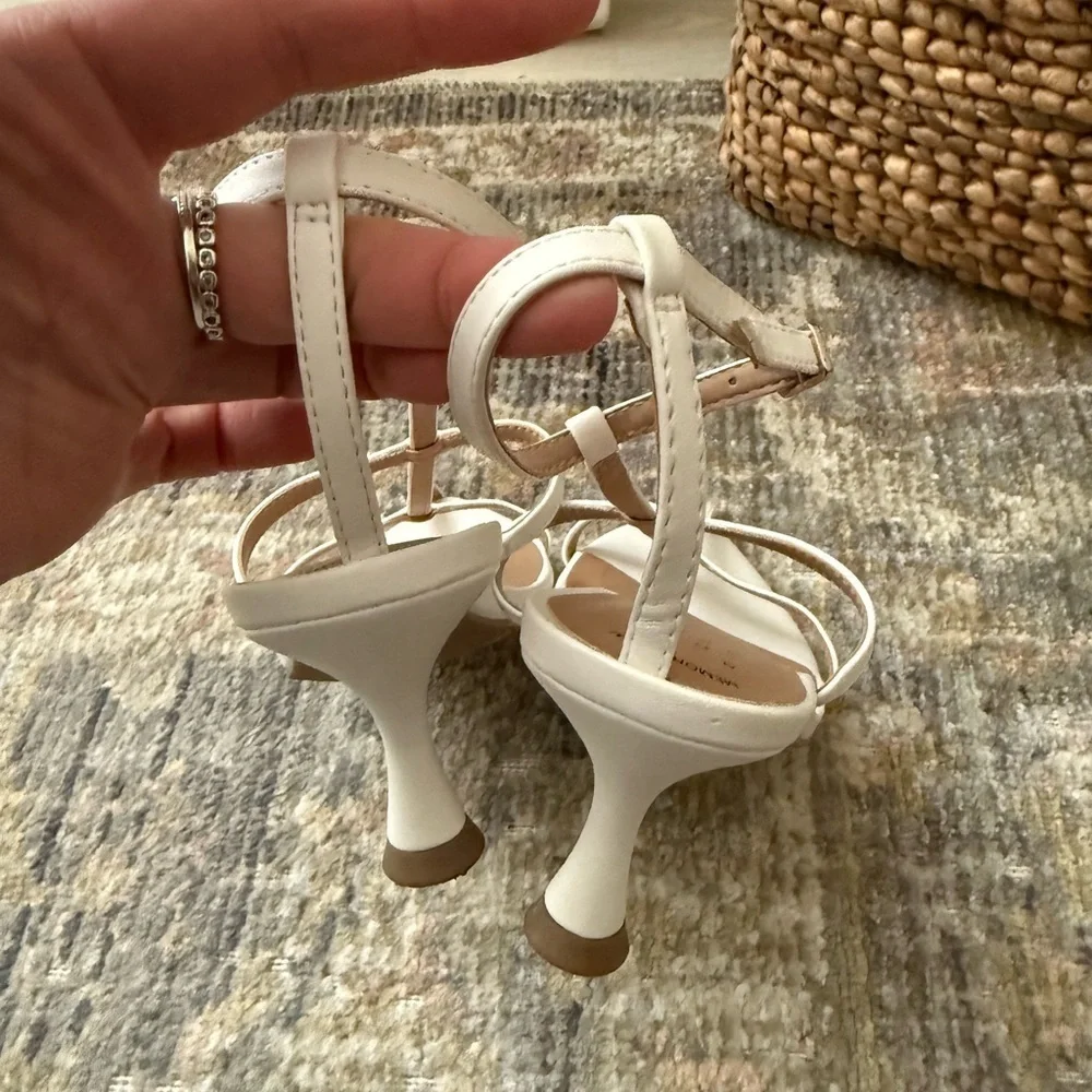 Women's White faux leather Strappy Sandals - Picture 3 of 7